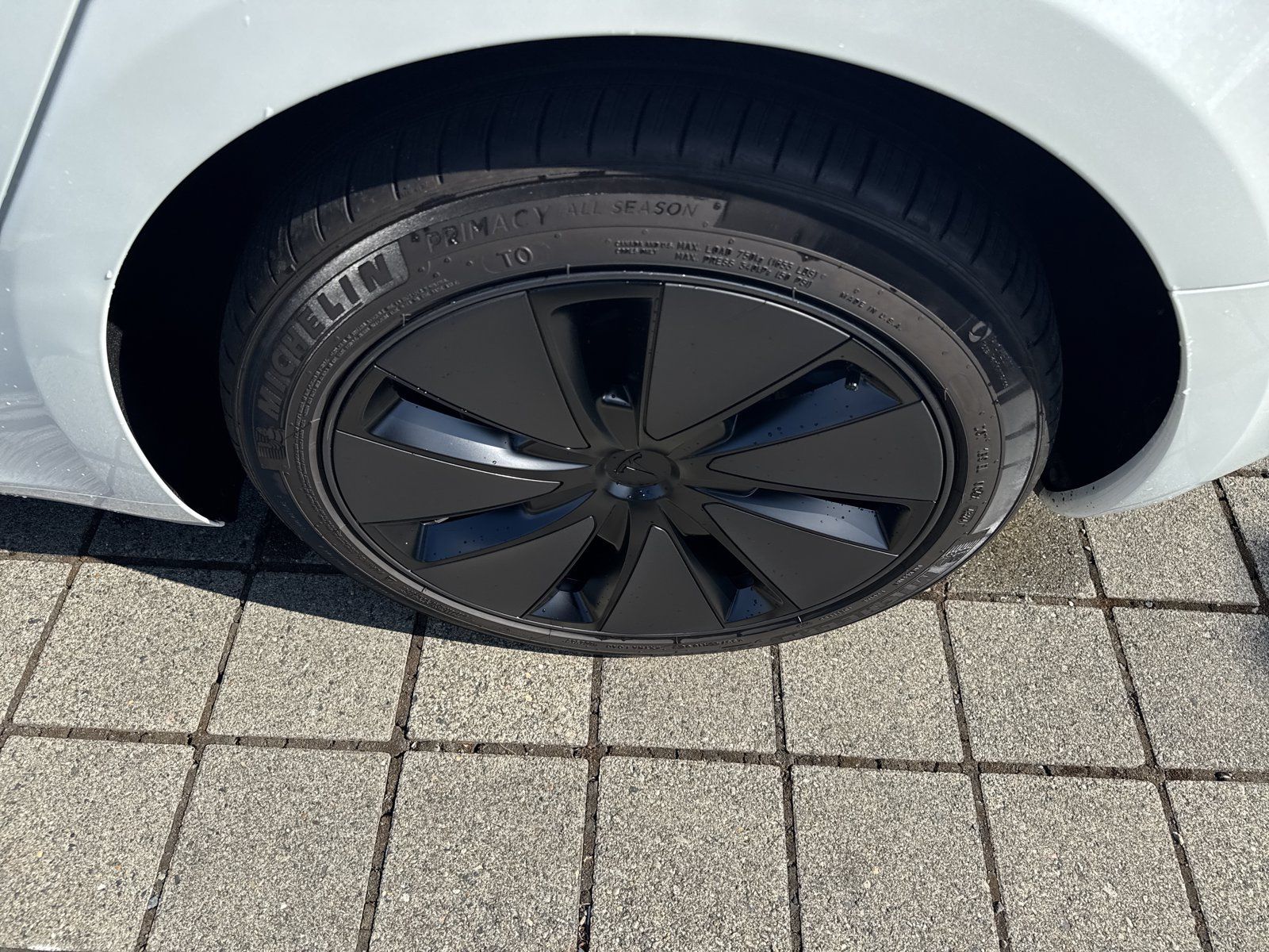 Used 2025 Tesla Model 3 Long Range RWD image 12