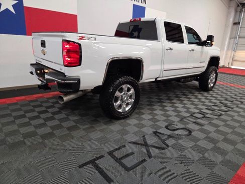 Used 2019 Chevrolet Silverado 2500 LTZ w/ Duramax Plus Package AWD/4WD image 24