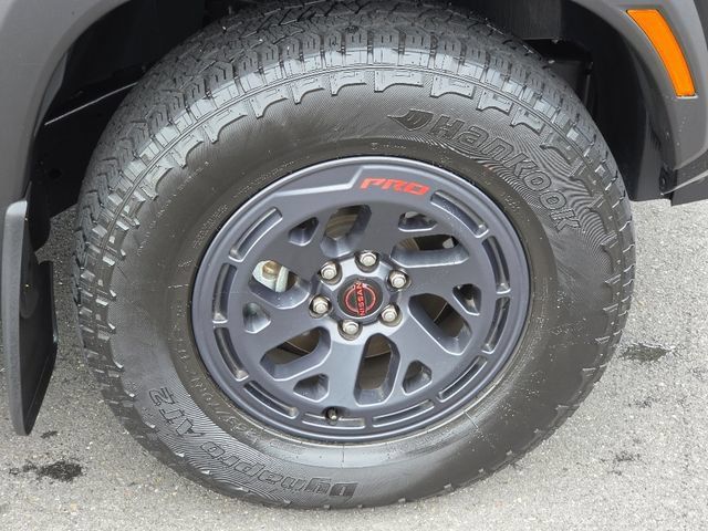 Used 2025 Nissan Frontier PRO-4X w/ Pro Premium Package AWD/4WD image 9
