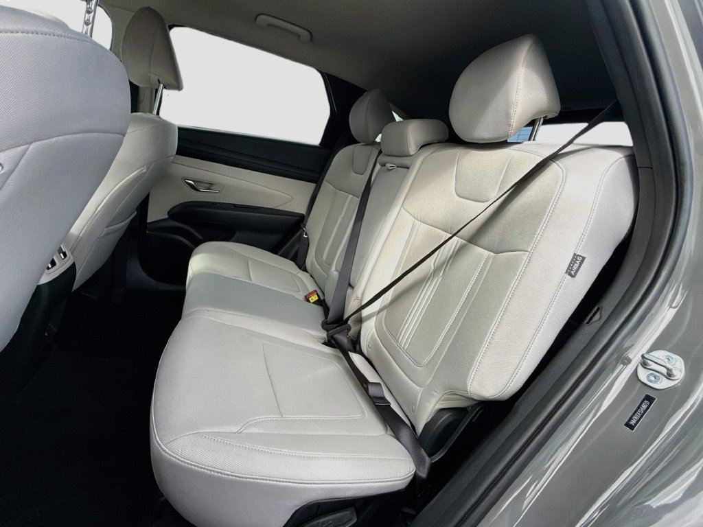 Used 2025 Hyundai Tucson SEL FWD image 24