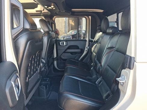 Used 2022 Jeep Gladiator Rubicon w/ LED Lighting Group image 11