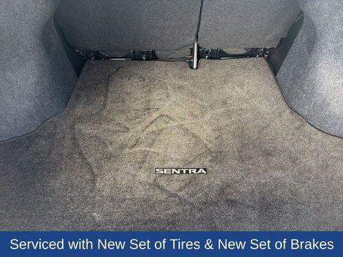 Used 2019 Nissan Sentra SV w/ Special Edition Package image 10