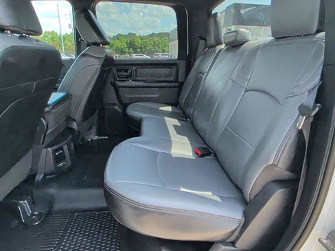 Used 2024 RAM 2500 Tradesman w/ Chrome Appearance Group AWD/4WD image 33