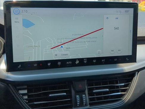 Used 2024 Ford Escape SE image 21