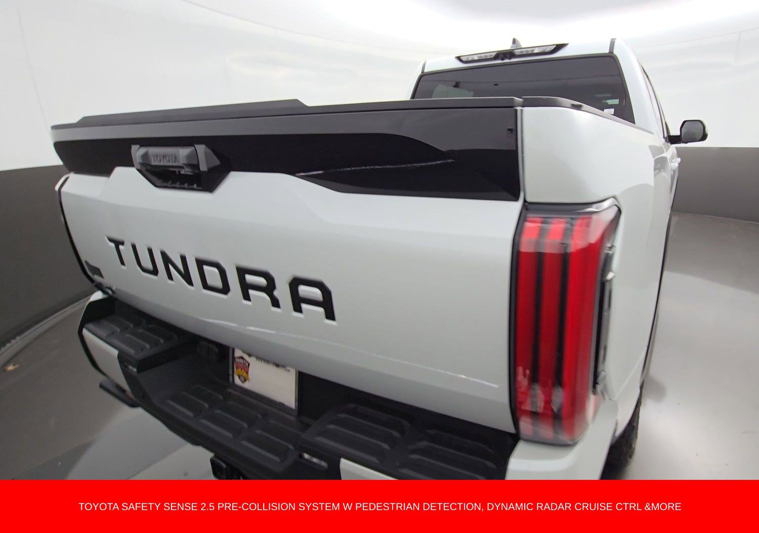 New 2026 Toyota Tundra Platinum AWD/4WD image 7