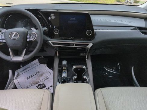 Certified 2024 Lexus RX 350 FWD w/ Technology Package image 15