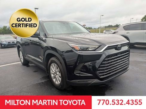 Certified 2024 Toyota Grand Highlander FWD image 2