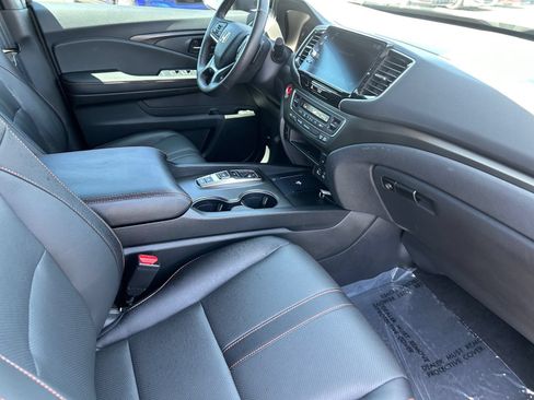 Certified 2025 Honda Ridgeline TrailSport image 13