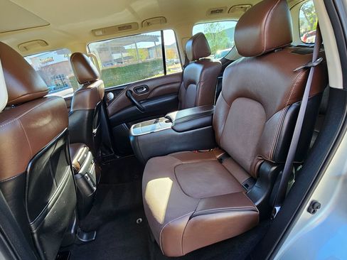 Used 2022 INFINITI QX80 Sensory w/ All-Season Package image 19