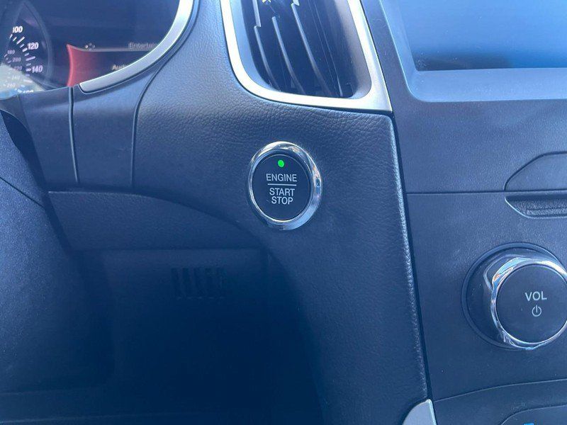 Used 2018 Ford Edge SEL w/ Equipment Group 201A AWD/4WD image 14