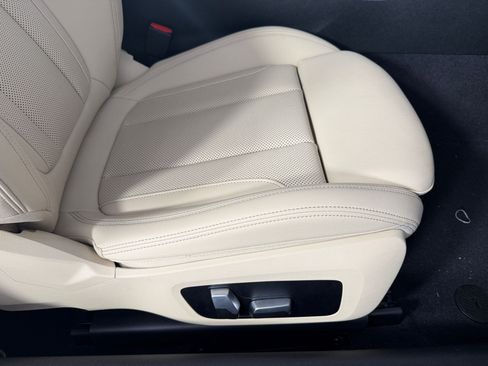 Used 2022 BMW 230i Coupe w/ Premium Package 2 RWD image 34