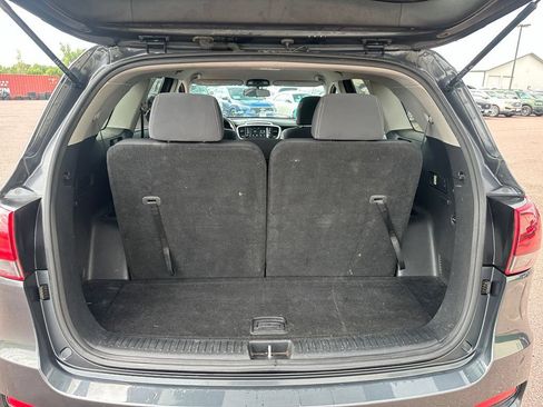 Used 2020 Kia Sorento LX FWD image 28
