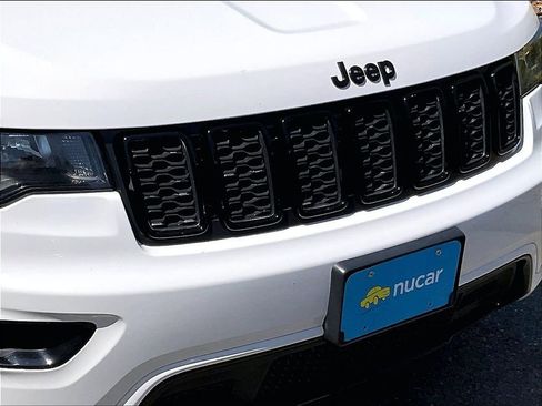 Used 2018 Jeep Grand Cherokee Altitude AWD/4WD image 30