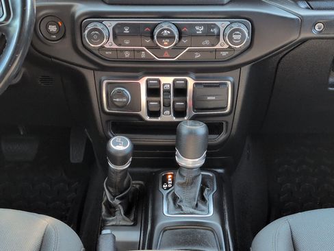 Used 2020 Jeep Wrangler Unlimited Sport S AWD/4WD image 17