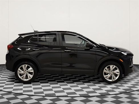 Used 2025 Buick Encore GX Preferred image 2