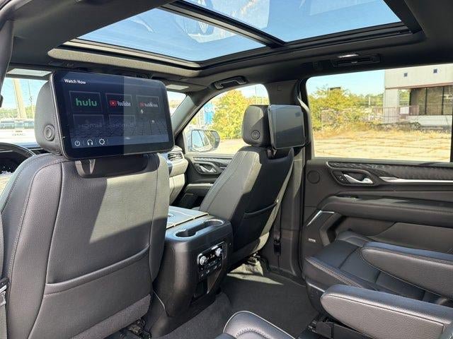 Used 2023 GMC Yukon XL Denali w/ Denali Reserve Package AWD/4WD image 25