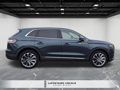 Used 2023 Lincoln Nautilus Reserve w/ Equipment Group 201A AWD/4WD image 6