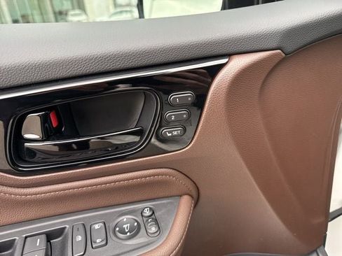 Used 2025 Honda Odyssey Elite image 25