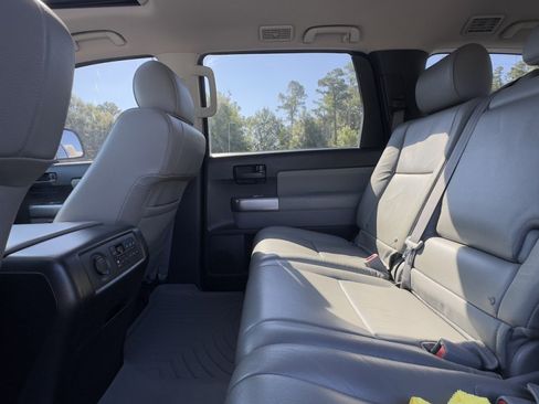 Used 2019 Toyota Sequoia SR5 w/ Premium Package AWD/4WD image 18