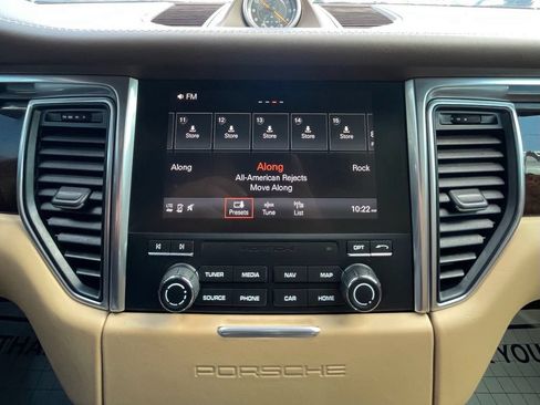 Used 2017 Porsche Macan S AWD/4WD image 25