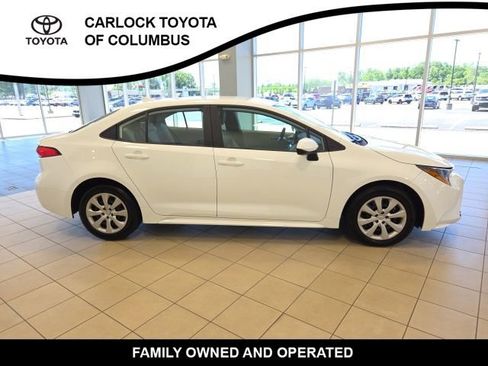 Used 2025 Toyota Corolla LE FWD image 6