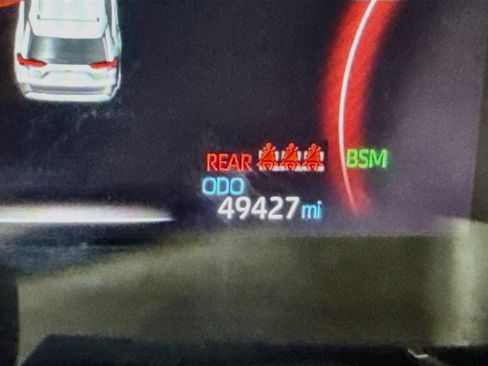 Used 2023 Toyota RAV4 XLE Premium AWD/4WD image 5