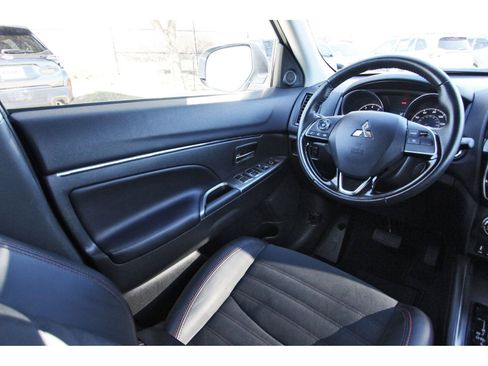 Used 2024 Mitsubishi Outlander Sport LE AWD/4WD image 7