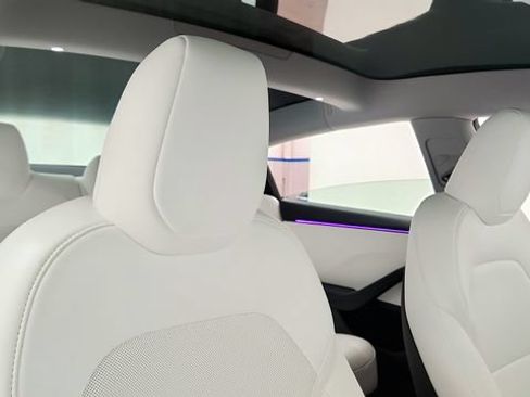 Used 2026 Tesla Model 3 RWD image 35
