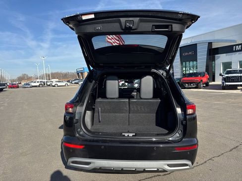 Used 2022 Mitsubishi Outlander SEL image 32