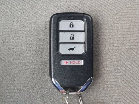 Used 2019 Honda Pilot LX image 34