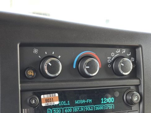 New 2026 Chevrolet Express 2500 Extended w/ Driver Convenience Package RWD image 23