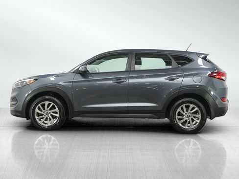 Used 2017 Hyundai Tucson SE w/ Cargo Package FWD image 2
