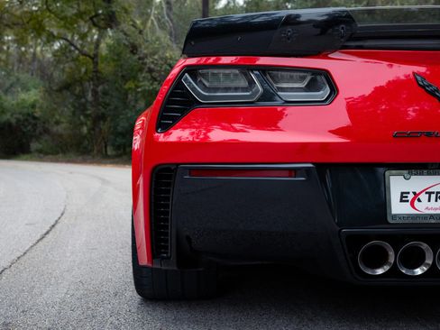 Used 2016 Chevrolet Corvette Z06 w/ 3LZ Preferred Equipment Group image 58