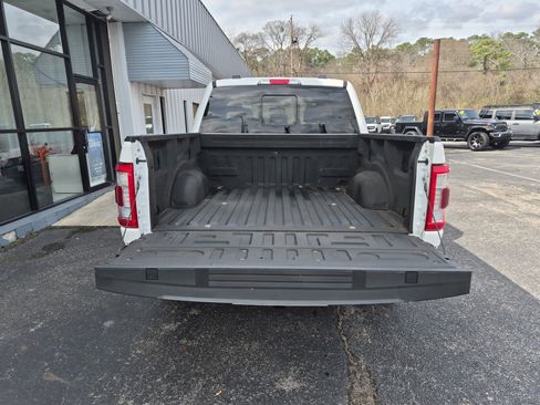 Used 2021 Ford F150 Lariat image 7
