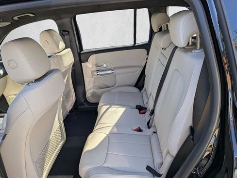 New 2026 Mercedes-Benz GLB 250 image 14