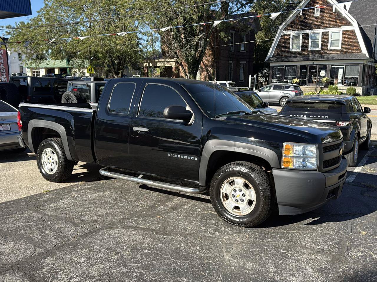 Used 2009 Chevrolet Silverado 1500 W/T RWD image 1