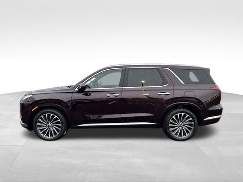Used 2023 Hyundai Palisade Calligraphy image 3