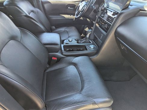 Certified 2023 Nissan Armada SL w/ Midnight Edition Package AWD/4WD image 11