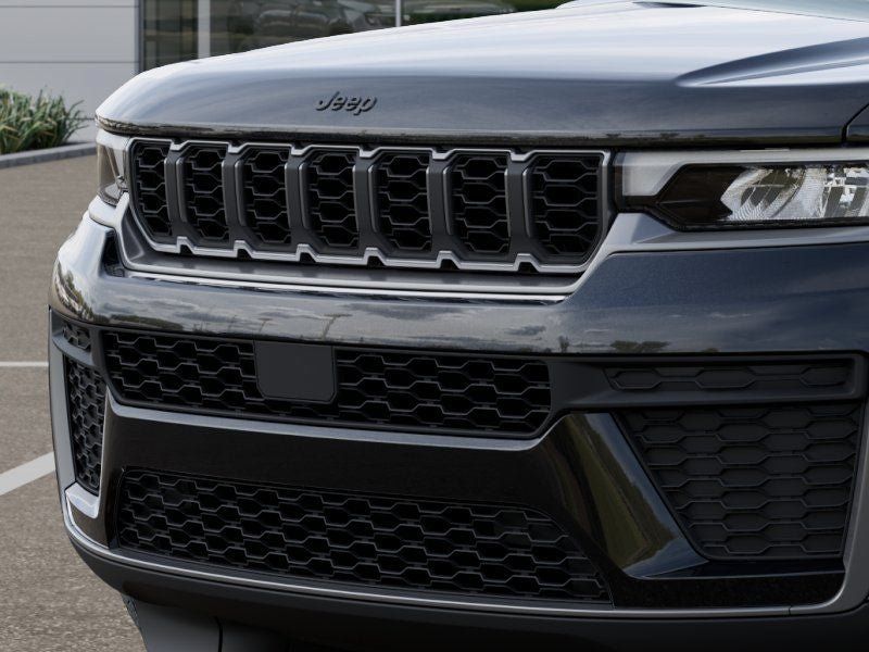 New 2026 Jeep Grand Cherokee Altitude AWD/4WD image 11