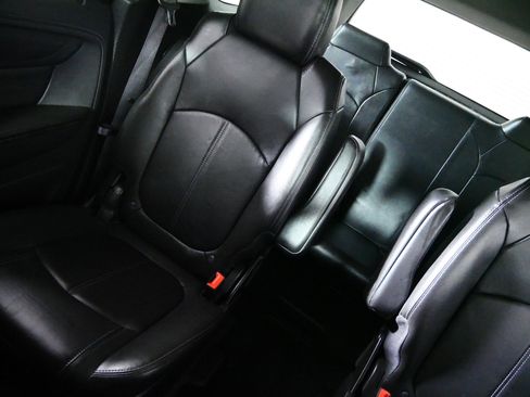 Used 2015 GMC Acadia SLT AWD/4WD image 12