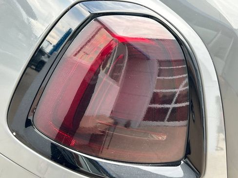 Used 2014 Rolls-Royce Wraith RWD image 21