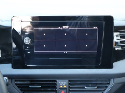 Used 2025 Volkswagen Jetta S image 3