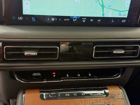 New 2026 Lincoln Aviator Black Label w/ Black Label Special Edition AWD/4WD image 16