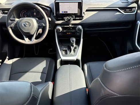 Used 2024 Toyota RAV4 XLE Premium image 12