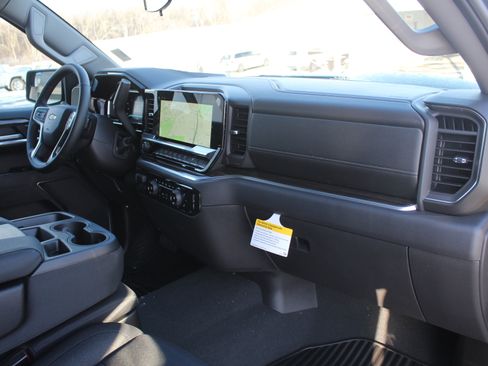 New 2026 Chevrolet Silverado 1500 LT image 15