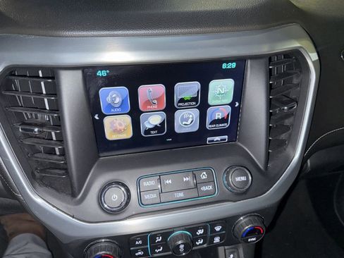 Used 2018 GMC Acadia SLT image 14