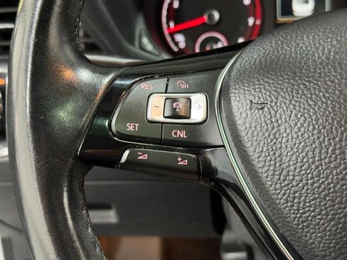 Used 2021 Volkswagen Passat 2.0T R-Line image 31