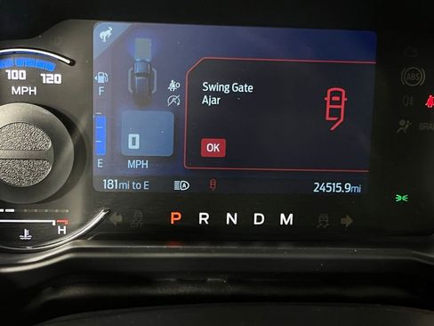 Used 2022 Ford Bronco Wildtrak image 16