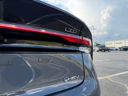 Certified 2024 Toyota Prius Limited w/ Limited Premium Package FWD image 9