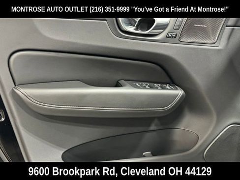 New 2025 Volvo XC60 T8 Ultra w/ Protection Package Premier image 9